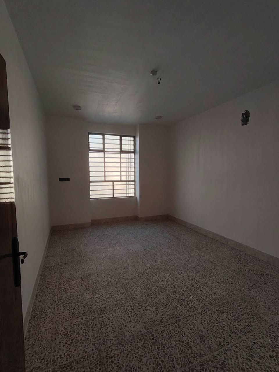 60م طولانية للايجار في حي الانصار نظافة 100% 🔈📢
.
- مبلغ الإيجار 300 مقدمه 3 اشهر.
.للاستفسار :- 
الاتصال على الرقم 
.
- *********** -
.
او المراسلة على الواتساب
.
- 0785 333 9930   -
.
او زيارتنا في مكتبنا الكائن في :-
1- النجف \ حي القدس \ نهاية الشارع الفاصل بين الكراج الجنوبي والشقق السكنية.
2- طريق المناذرة \ مدخل مجمع قرية السلام \ عمود 112.
