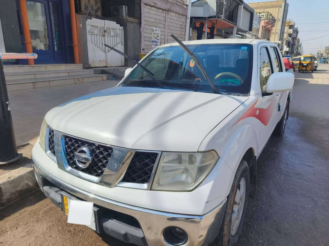 سلام عليكم
سياره نيفاره مديل2013 تبريد تدفه حدادديه جديده 
ضربه خفيفه بل جاملغ مثل مابين بل صوره سنويه بسمي تحويل مباشر رقم ميسان 
العنوان ميسان رقم***********
