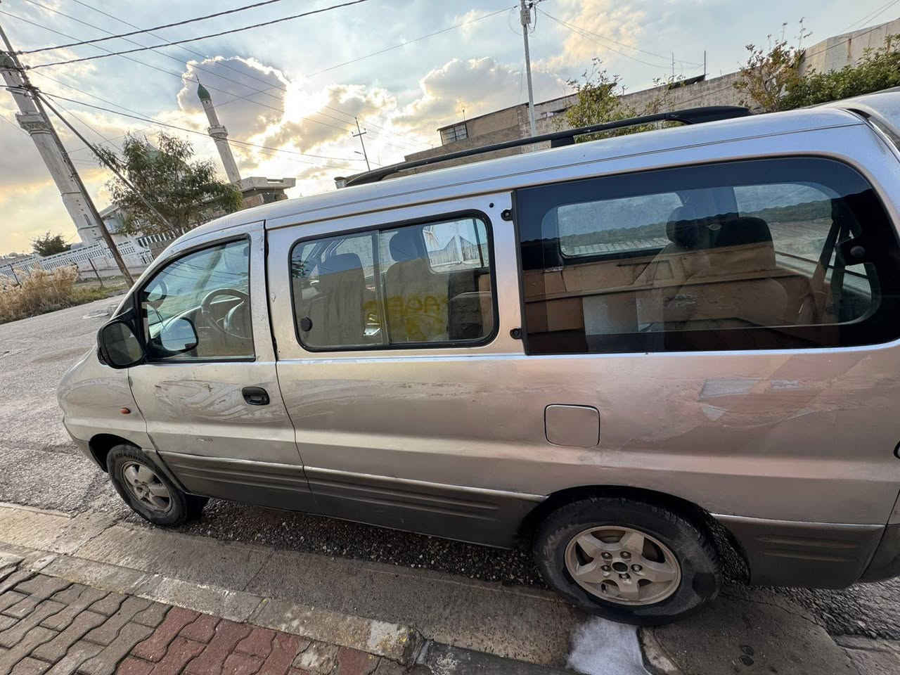 ستاركس 2001 ٨راكب مشروع وطني رقم صلاح الدين صاحب سنويه بكركوك مشروع وطني تجي تكلب وتشوف عجبك شايف خيرها ماعجبك اتشرف بيك سعرها ٦٢ بيها مجال بصيط شرط تحويل صاحب سنويه بكركوك للاتصال صاحب سنويه ***********
