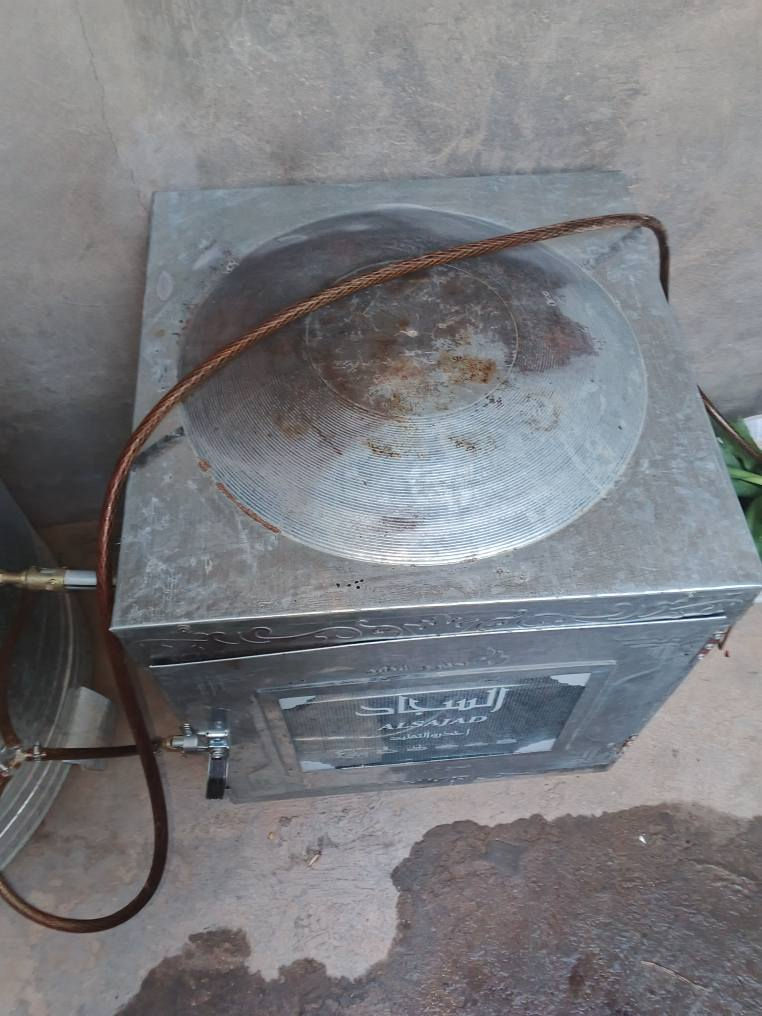غساله 12 كيلو تنور شبه جديد فرن نظيف كيزر 160 لتر
سعر الكيزر 80 
سعر الغساله 125 
سعر التنور 50 
سعر الفرن 40
المكان الرمادي قرب جامع صدام تواصل على الرقم *********** الرمادي, الأنبار
