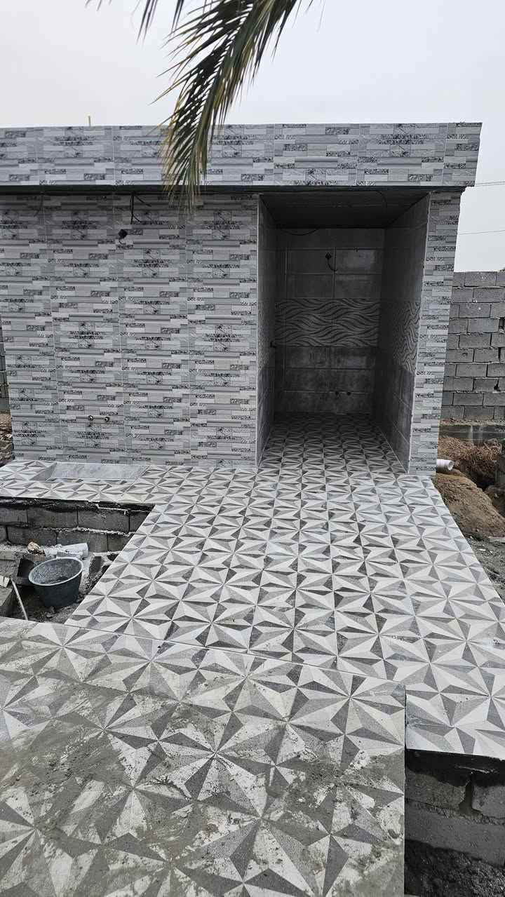 سلام عليكم خلفات سيراميك متفرق واسعار مناسبه جداا ***********
نشتغل فلوجه 
الصقلاويه 

باي مكان تريد نجيك احنه مجموعه البيت 200 متر منطول بيه 3 ايام
