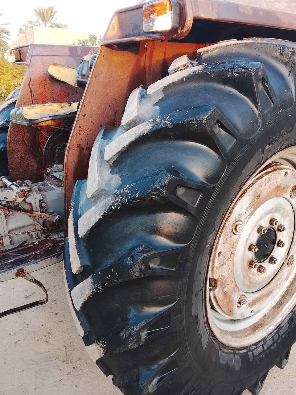 سلام عليكم مكينه فوركسن حجم 290 موديل 81 مكفولة كفاله عامه على وضع شركه برغي ما مفتوح بيها محرك كير اكسن هودرليك كله شرط تخم تاير أمامي خلفي كهربائيات كلها شقاله باور دنفص أبو نجمه جاهزة مجهزه مال جناي هاذا رقم هاتف وشراي يدلل. ***********
