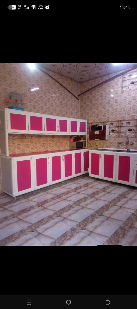 بيت للبيع مساحته 133 متر زراعي سند 25 الموقع الحمزه الغربي شارع علي قماره قرب سيد عباس
يحتوي على غرفة ومطبخ وصالة واستقبال وصحيات داخليه وخارجيه
 بناء طابوك والسقف عكاده
السعر 50 مليون وبي مجال
الاستفسار الاتصال على الرقم ***********
