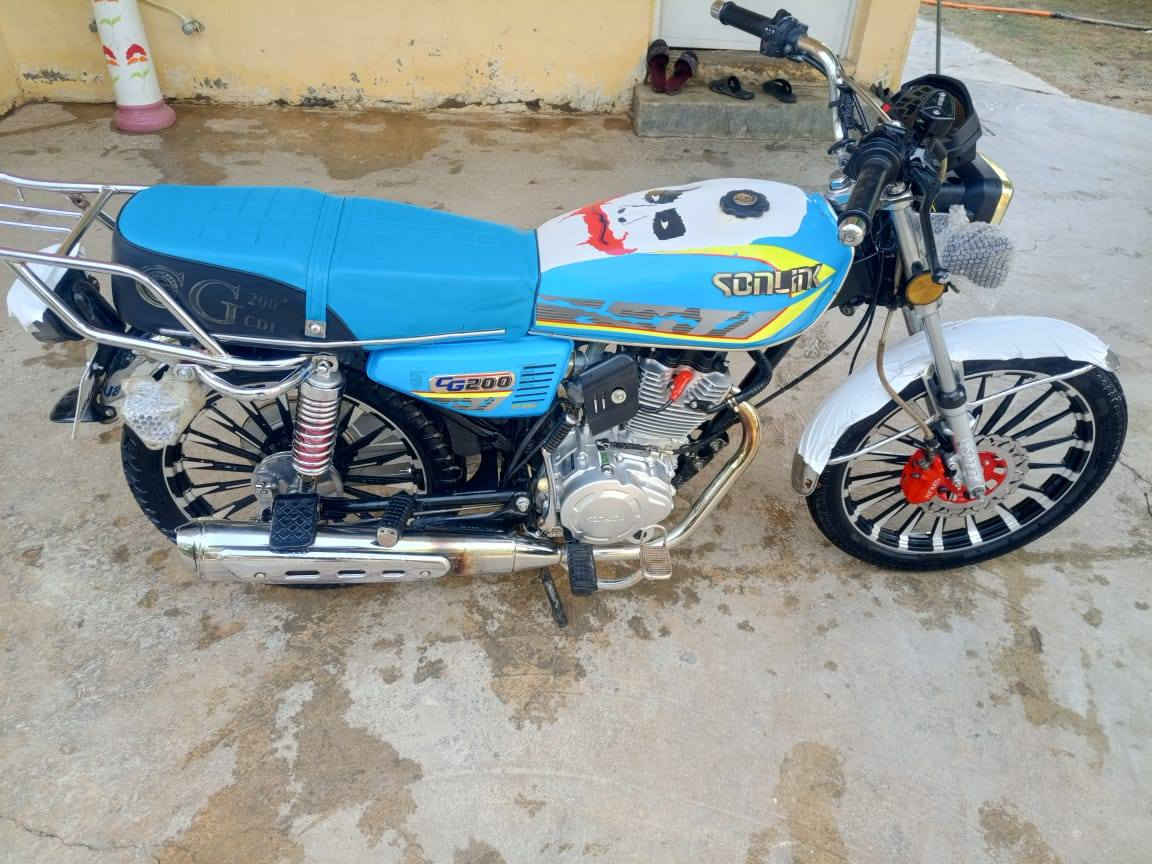 اسلام عليكم دراجه سيفان 5كيرمحرك 200
للبيع مديل20025السعر875العنون ديالى كنعان


**إذا كنت صاحب هذا الإعلان وتريد حذفه لأي سبب، رجاءا أرسل رسالة إلى الدعم الفني**