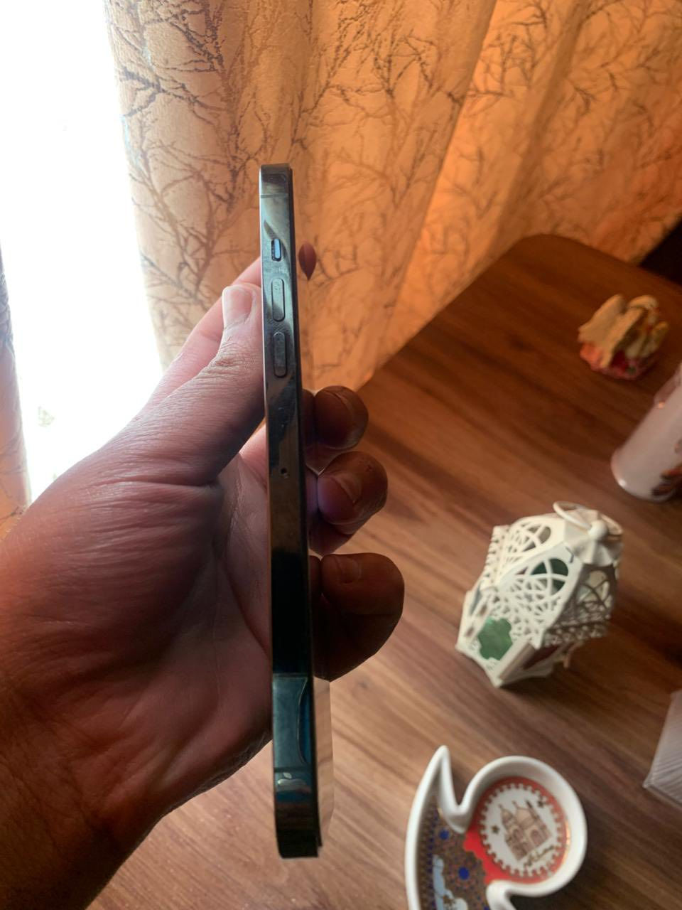 ‏سلام عليكم تلفون 13 Pro ماكس أمريكي التلفون بي خلل
‏بس بالكاميرا والسعر 660 وبي مجال رقم تلفوني ***********
