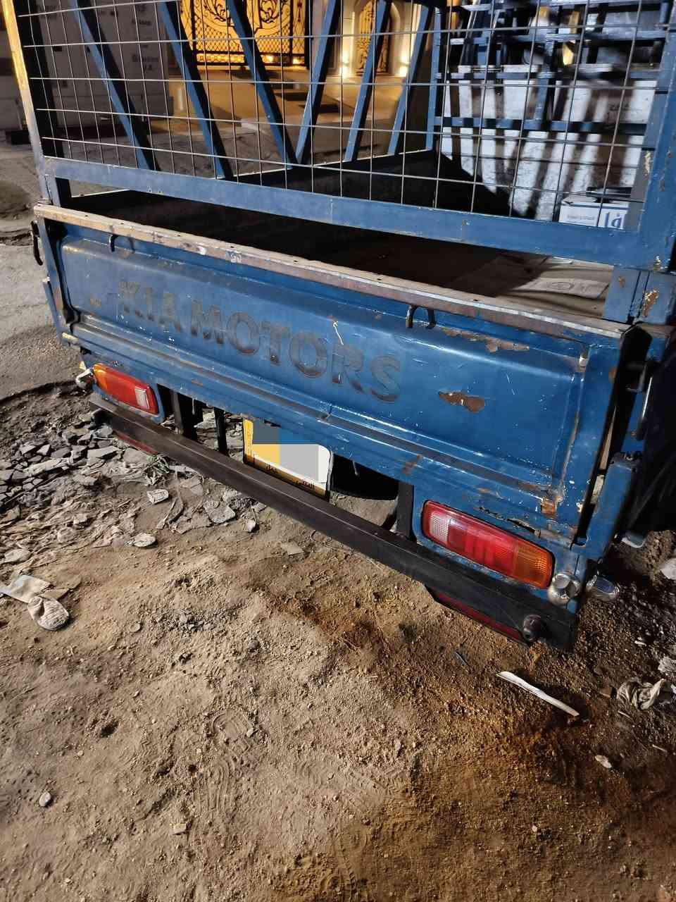 السلام عليكم فونتيرة موديل 2000 مكينة 3000 جديدة كير واكسل وصدر مكفولات تخم تاير جديد كهربائيات بلادية شغالة مع شاشة و زنون أصلي الرقم مثنى مشروع وطني والسنوية لغاية 2028 رقم شاصي واضح وين ميعجبك تتحول سيارة مال جناي السعر 75 ورقة وبيها مجال بسيط والي مايعجبة لا يعلق يعبر المنشور بالصلاة على محمد وال محمد مكان بغداد للأتصال *********** وغير متواجد على الفيس بوك
