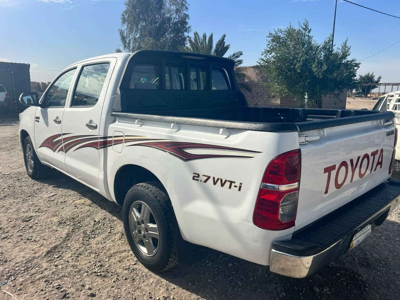 سلام عليكم ١٤ مكفوله ضريه وصبغ وفتح رقم مثنئ بأسمي شرط تحويل محرك مامفتوح لاتنقيص ولاتبخير حداديه تخم تاير سياره جاهزه مال جناي ترهم مراوس وبيع سعر ٢١٥ بيها مجال بسيط *********** مكان سياره البطحاء
