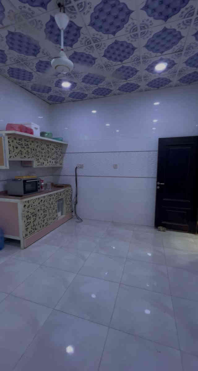 (#أَعَــــــــــــــــــــلَأَنَ). بيــع مستــعجل
   ((#مكتــب_شمــس_الباحــث_للعــقارات_السماوة))

دار للبيع ▪️في مجمع ابن يقطين  

المساحــه ▪️200m على شارع 15 m مقابل خدمات 

يتكون من غرفتين نوم صاله  استقبال مطبخ ومجمعات صحيه حديقه كراج سياره مطلوب للعقار 105 مليون التسديد الشهري 500 الف 

#لمعرفه السعر اترك اي تعليق داخل المنشور 

#حاب_تعرض_عقارك_كل_ماعليك_مراسلتنا_على.          _الخاص_أو الأتصل_على_أرقام_المكتب https://www.facebook.com/shamsalbhith?mibextid=LQQJ4d

     مكتب شمس للاستثمار العقاري  
                      
                  ***********      ***********

(🌹#شعارنا_الأمانة_والثقه_والأخلاص_في_العمل🌹)
