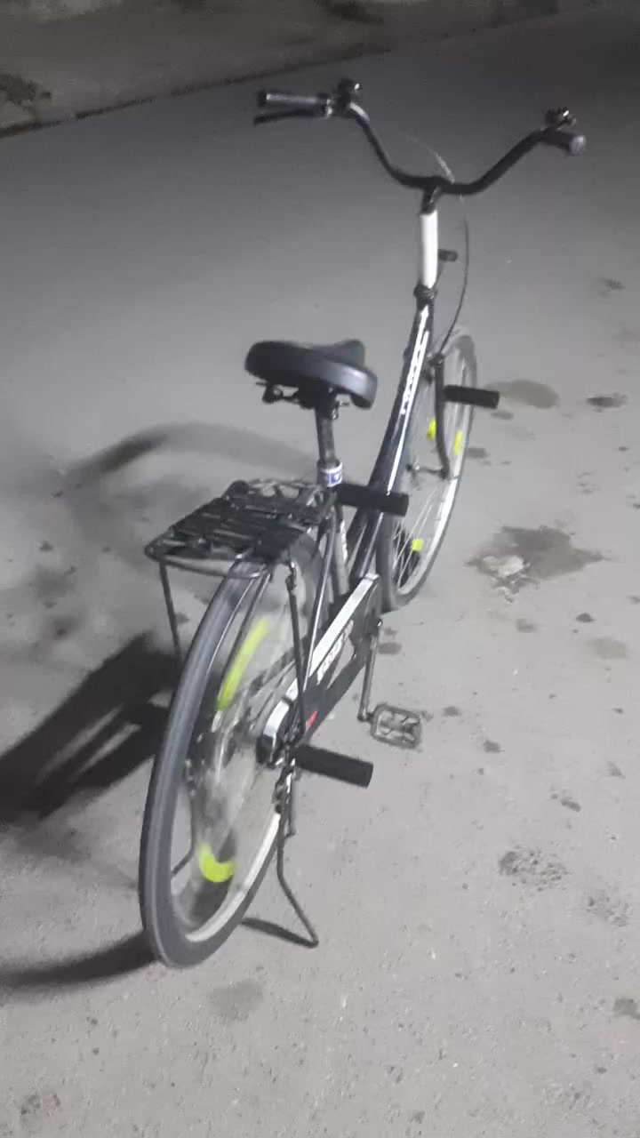 بايسكل عبدل حليم
حجم26
للمراوسه 
موديل 2021
او للبيع  شعندك نزل


**إذا كنت صاحب هذا الإعلان وتريد حذفه لأي سبب، رجاءا أرسل رسالة إلى الدعم الفني**