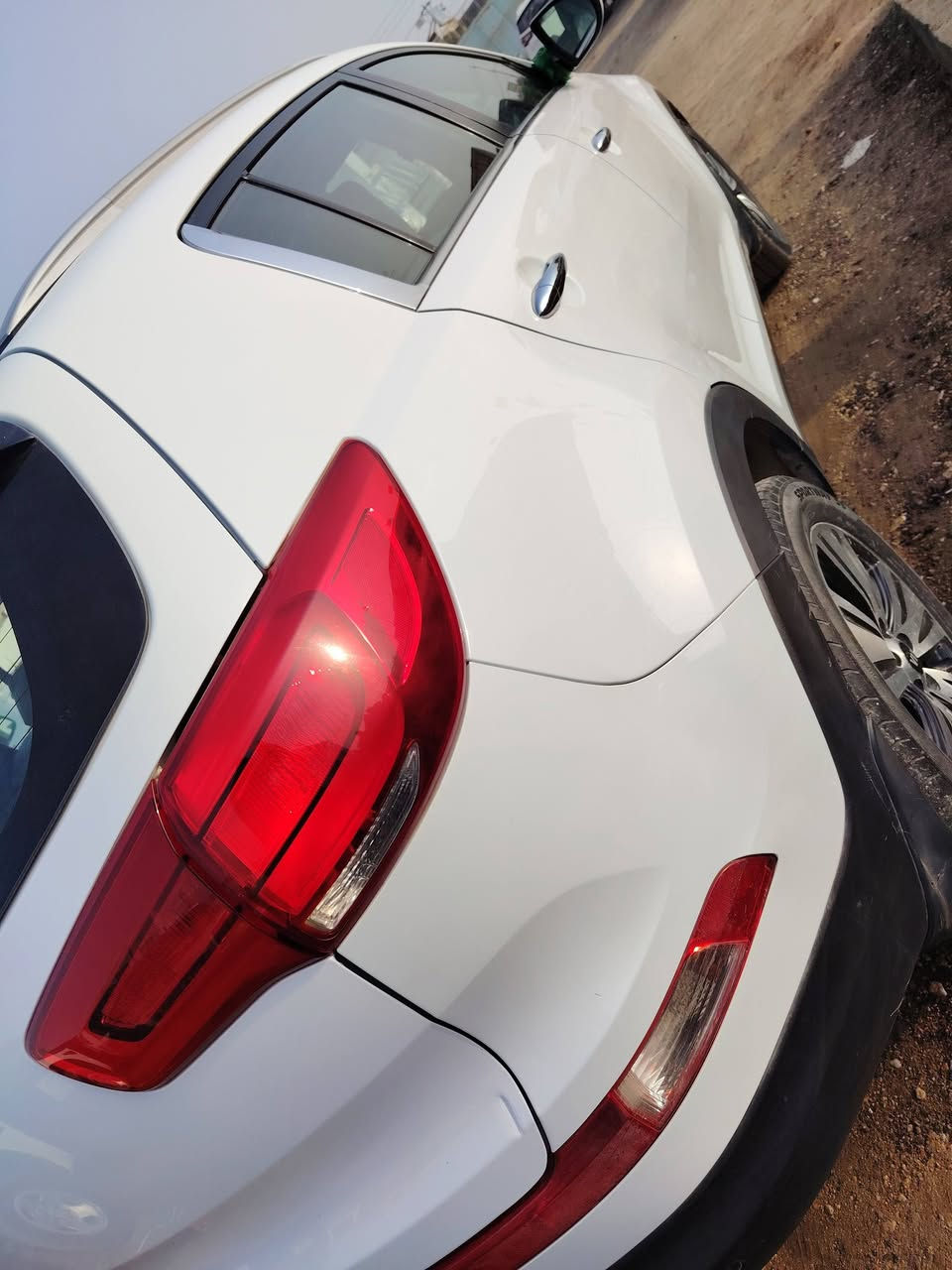 سلام عليكم البيع او مراوس النتره سبورتنج خليجي مكفولة من الصبغ بيه سونار داخل المنشور ماشيه ٨٣السياره بسمي المكان بابل اتصل ***********
