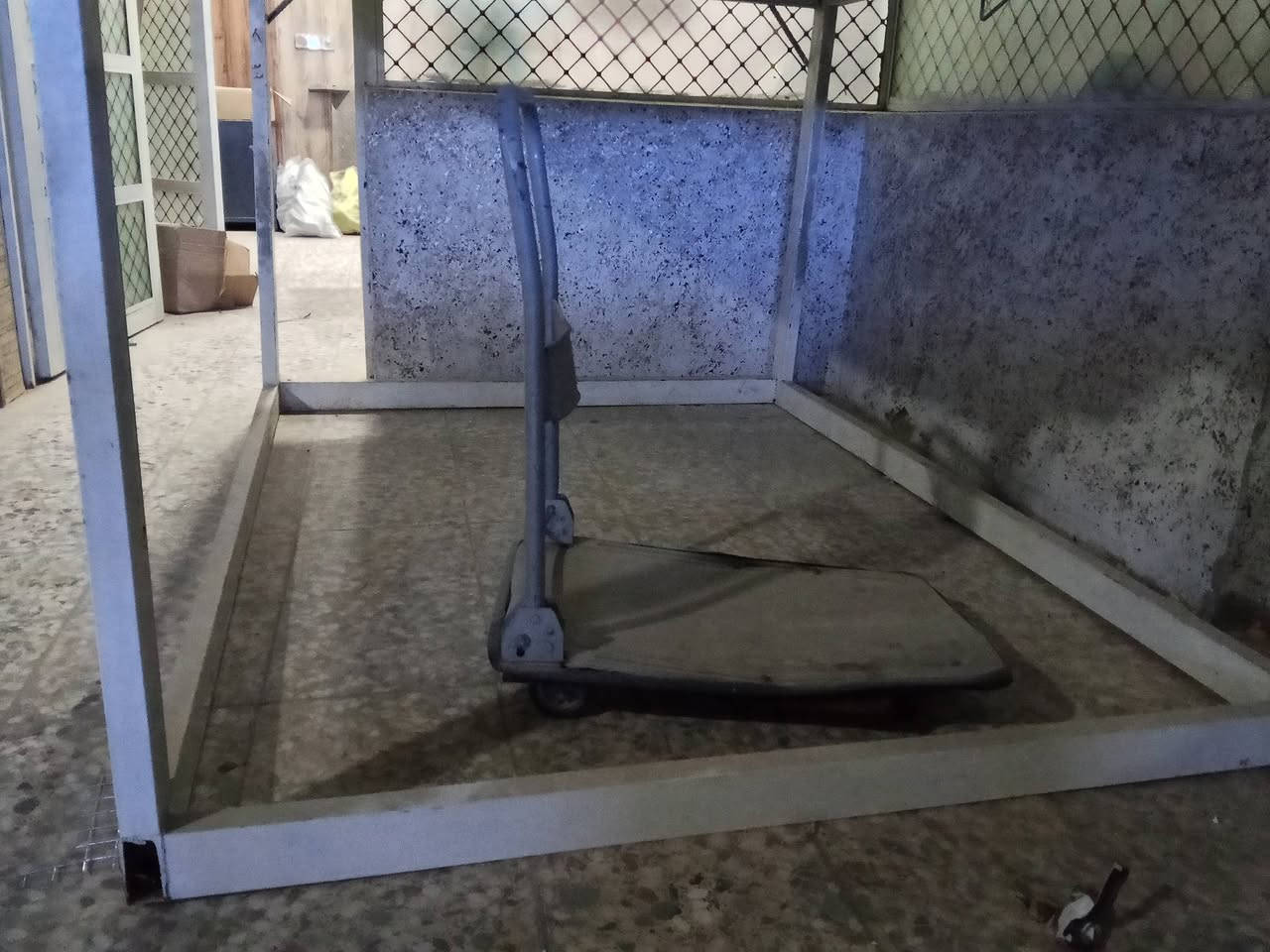 سلام عليكم متاح محجر مال كيه 6جنكال بعده جديد للستفسار 
*********** 
مكان نجف حي الوفاء
