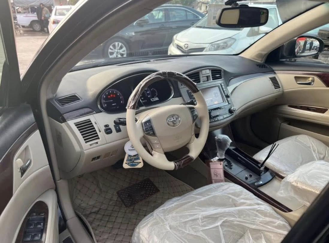 افلون 2011 وارد كندي المرغوب موصفات فووول لمتدد السعر 155 ورقه ومجال قليل سونار وياه  اي استفسار ***********
