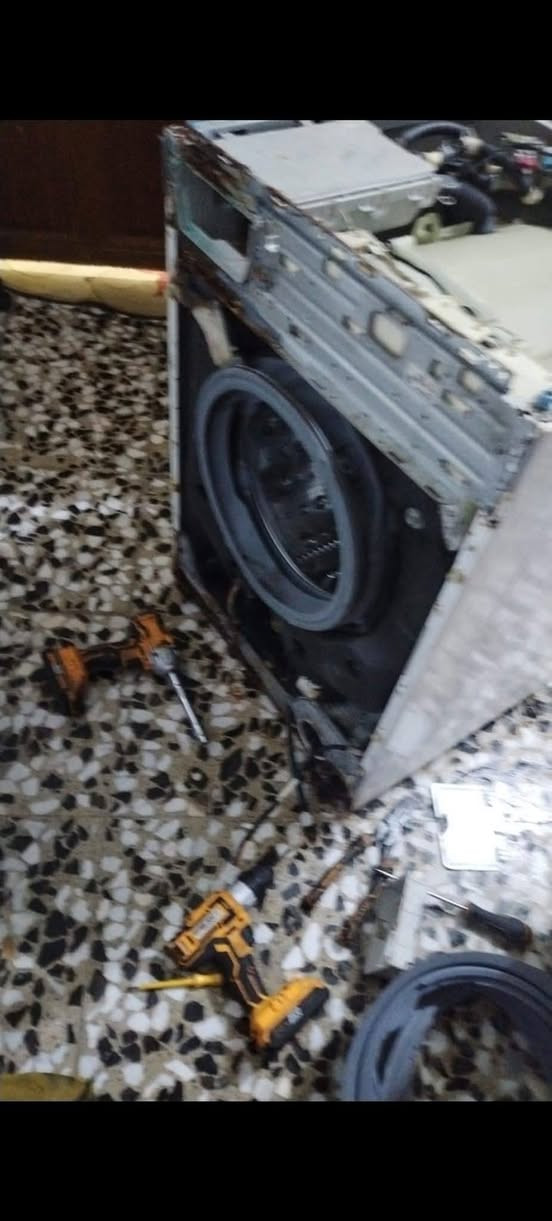 السلام عليكم سعر الشد السبلت ٤٠ وشحن الغاز ٥٠ وصيانه حسب العطل وتصليح جميع السبالت و ثلاجات و غسالات فول اوتماتيك
***********
