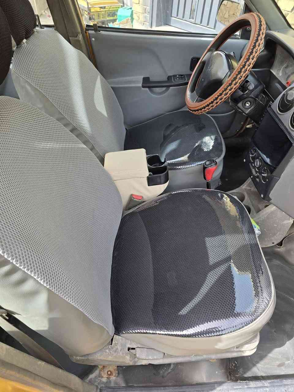 سايبة موديل (2012)هزة جديده دوشمه جديده سدر جديد رقمها انكليزي بأسمي بيهه خيط بخار بسيط كلش كير كفاله والباقي شوف العين اراوس بسايبة لون ابيض اذا اكو السعر ٢٨ وبيهه مجال بسيط سياره نضيفه مال بيت يشهد الله ومصفره من كلشي المكان ديوانيه قضاء عفك الاستفسار ع الخاص او ع الرقم ***********
