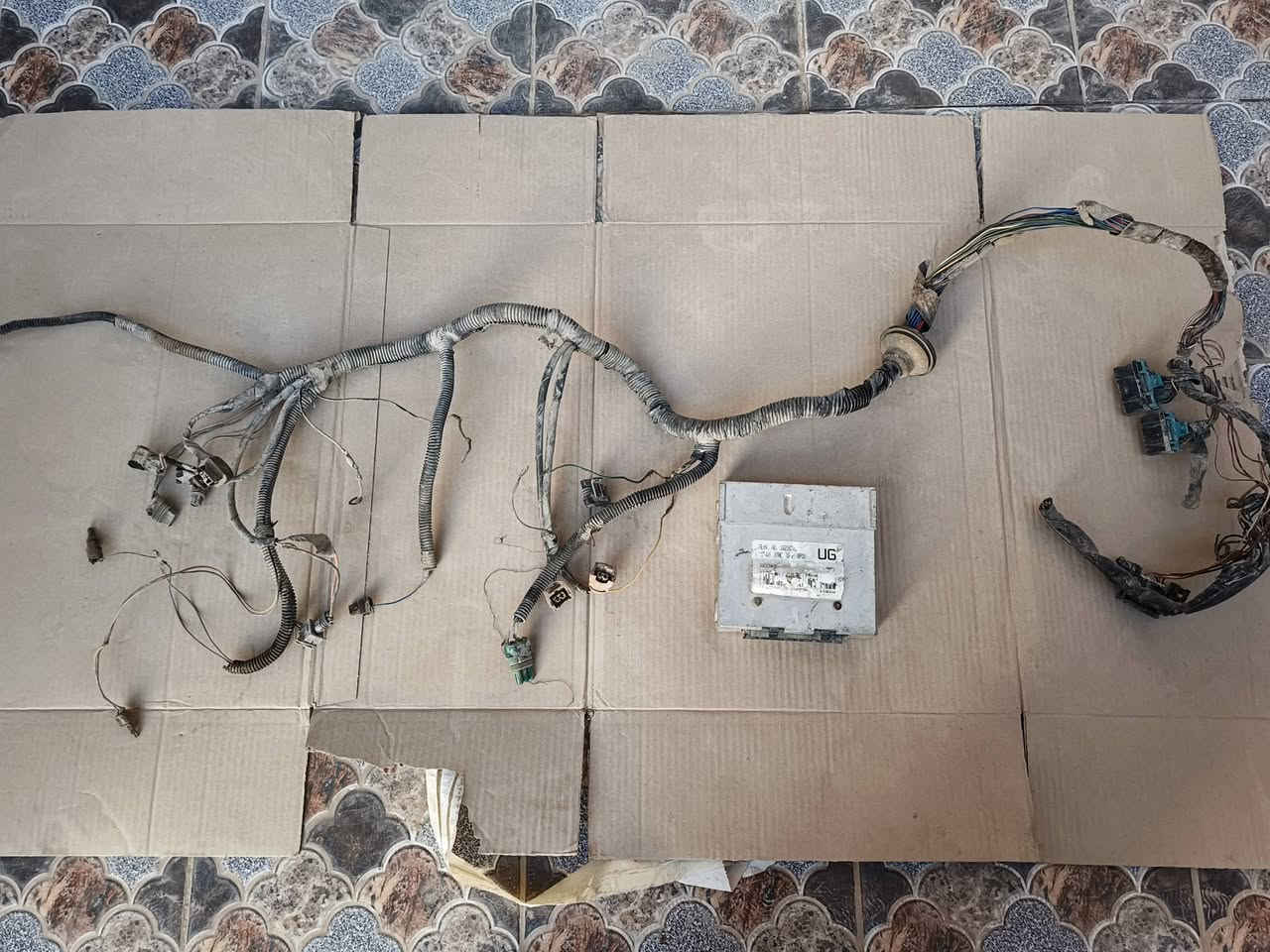 غراض برنس للبيع مكاني ديوانية متواجد عل فيس رقمي ***********
