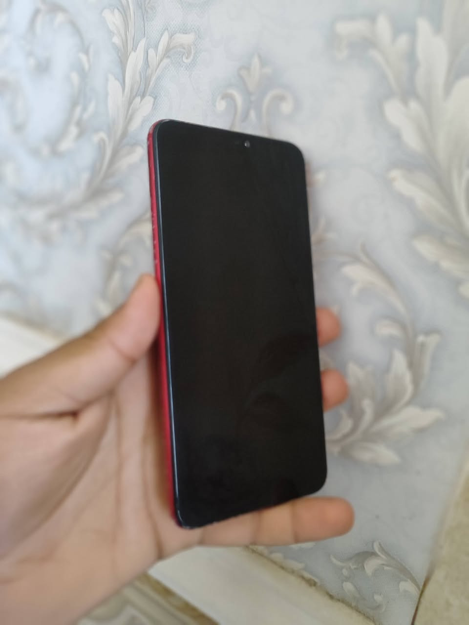 للبيع او مراوس 
هونر اكس 8
لون احمر 
ذاكره 128
بطاريه 5000
بس لبصمه واكفه 
كله لباقي شغال 
مكان كوت انوارصدر 
سعره 75وبي مجال 
رقمي ***********

