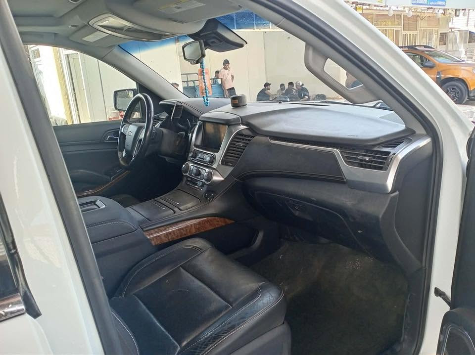 السلام عليكم للبيع تاهو موديل 2015 وارد فول مواصفات LTZ رقم بغداد بأسمي مكفولة كفالة عامه من صبغ اورصعه او زلغ جاهزه كير مكينه تخم تاير بطاريه كله جديد 
تشغيل عن بعد 
5بصمات 
مري شفط 
اشاير بلمري
فتحه
رادارات 
قاصه
جنطة كهربائية 
كشنات كهربائية
تبريد كشنات
ستيرن كهرباء
دواسات كهرباء
اوبعد هواي مواصفات مذاكرهن 
السعر 312 $وبيها مجال مكاني بإبل السده 
للاستفسار ‭***********‬

