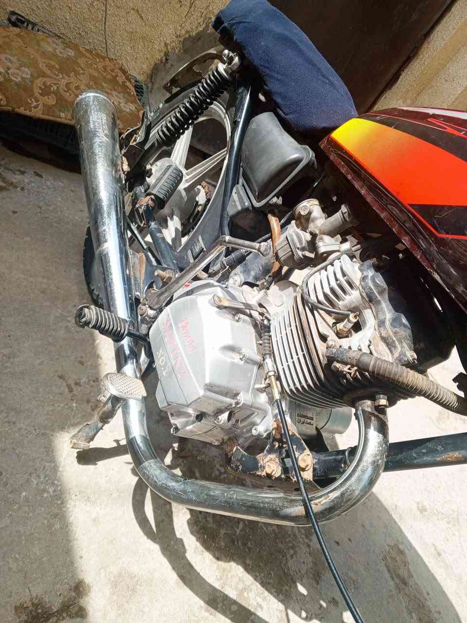 دراجه ايرانيه 5 كير مديل2020 مكينه بدايه تبخير بيه السعر 200 وبيه مجال مكاني بغداد الشعله رقمي ***********
