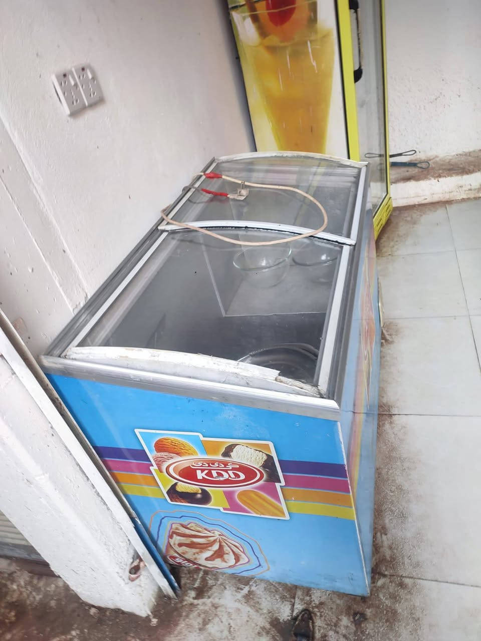 أغراض مطعم للبيع استفسار***********
