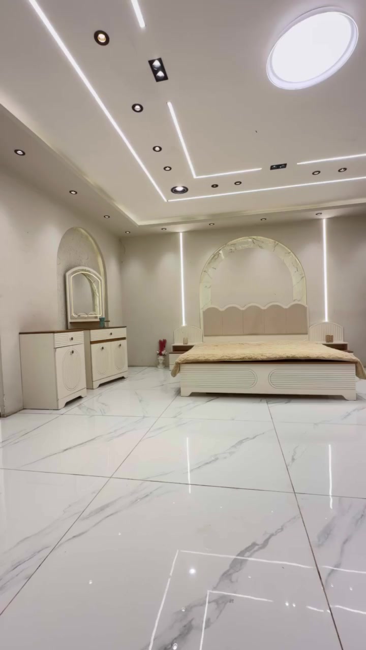 *لا نتعامل في التقليد نهائياً*
*المفاجئة الكبرى👌🏻👌🏻👌🏻👌🏻* 

*وموديل كانتري سلاطين*    وغيرها هي من

*تصميم خاص مجموعه السلام*
      .          ~حصرا~
*وما موجود في السوق  تقليد*

*تم وصول موديل*   *كانتري سلاطين* نفرين 
7قطع 
كنتور 4ابواب 
 
سرير عدد 1
كومدي عدد 2
ميز تواليت 
درور 
اناره بل كنتور 
اناره بل ميز تواليت 
ضهر بلوك 
معمل بيانو 🎹
مراه قيافة اناره 
*السعر الجديد 875 الف*✅
النجف الأشرف حي الوفاء خدمي شارع الصب 
 معرض المملكة للاثاث ***********
