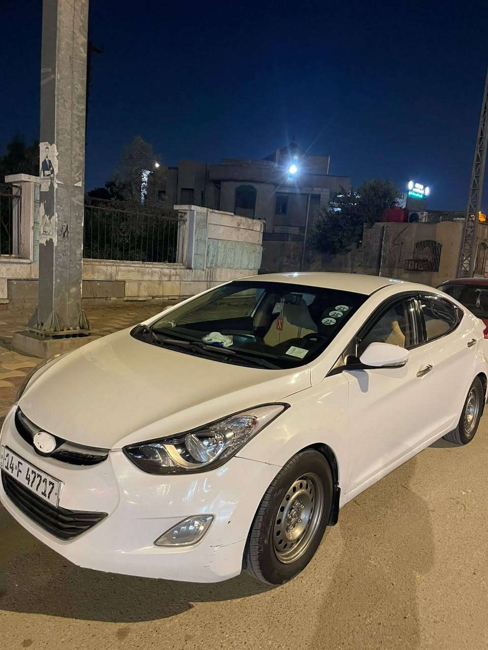 السلام عليكم
النترا 2014 خليجي بأسمي السياره مصبوغة عام مبدأ قبق الجنطه وباب بدون دواخل اتكفل عيب شرعي واصوليات ومداور سياره جديده وماناقصه شي مكان السياره بالناصرية 
***********
