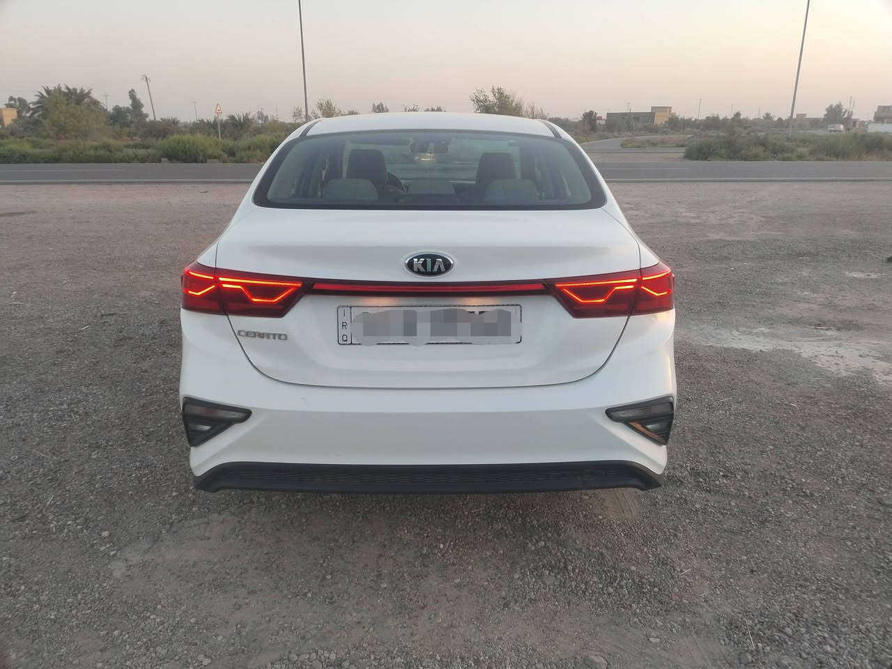 سلام عليكم كيا سيراتو خليجي مديل ١٩ كفاله فول عده الفتحه بغداد دولي مكينه 1600 مامفتوحه كير حداديه تبريد ثلج شرط مكفولات ماشيه٧٧ جديده معنه الكلمه سعر 150 وبيه مجال هاذه رقمي *********** لاستفسار
