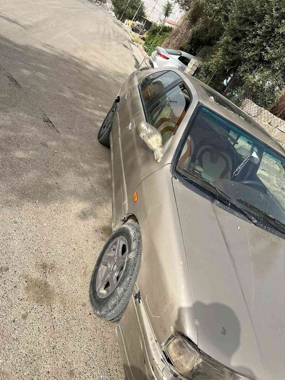 نسيان بريمره.  حجم 20. سياره فول كير عادي  سياره يعوزه ترتيب   سنويه خضره مرسمه  بيه اثر نفخ عينه وكلج جدد مبدله. سعر 15 *********** وتساب اتصال موجود
