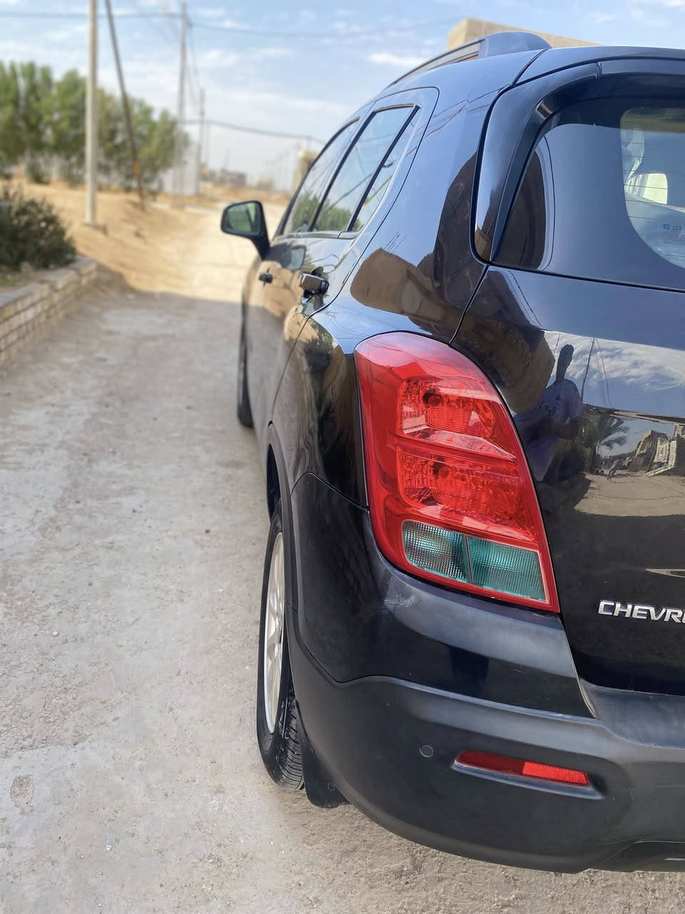 سلام عليكم تراكس خليجي موديل 15 كير ومحرك كفاله بيها قطعتين صبغ فقط بدون حادث او تبديل كفاله تخم تاير حداديه سياره جاهزه من كلشي ومكفوله سنويه 27 بسمي تحويل شوكت ماتريد سعرها 74 …………***********
