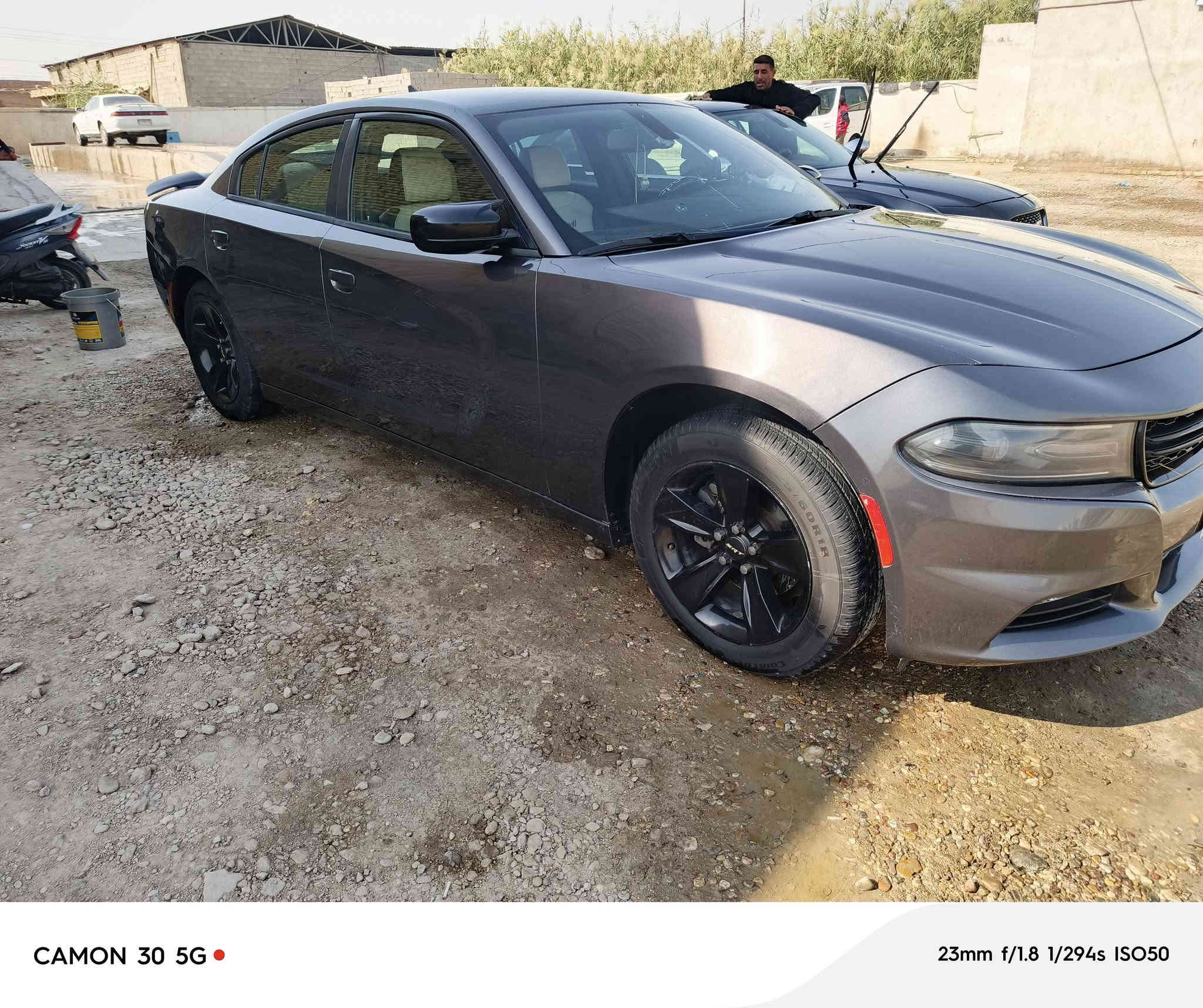 السلام عليكم جارجر 2015 اصل  بااسمي رقم ميسان حادث تبديل جاملق امامي فقط مكفوله من صبغ وضربه سعر168 مكاني ناصريه قلعه سكر واي استفسار اتصل وانه خادم ***********
