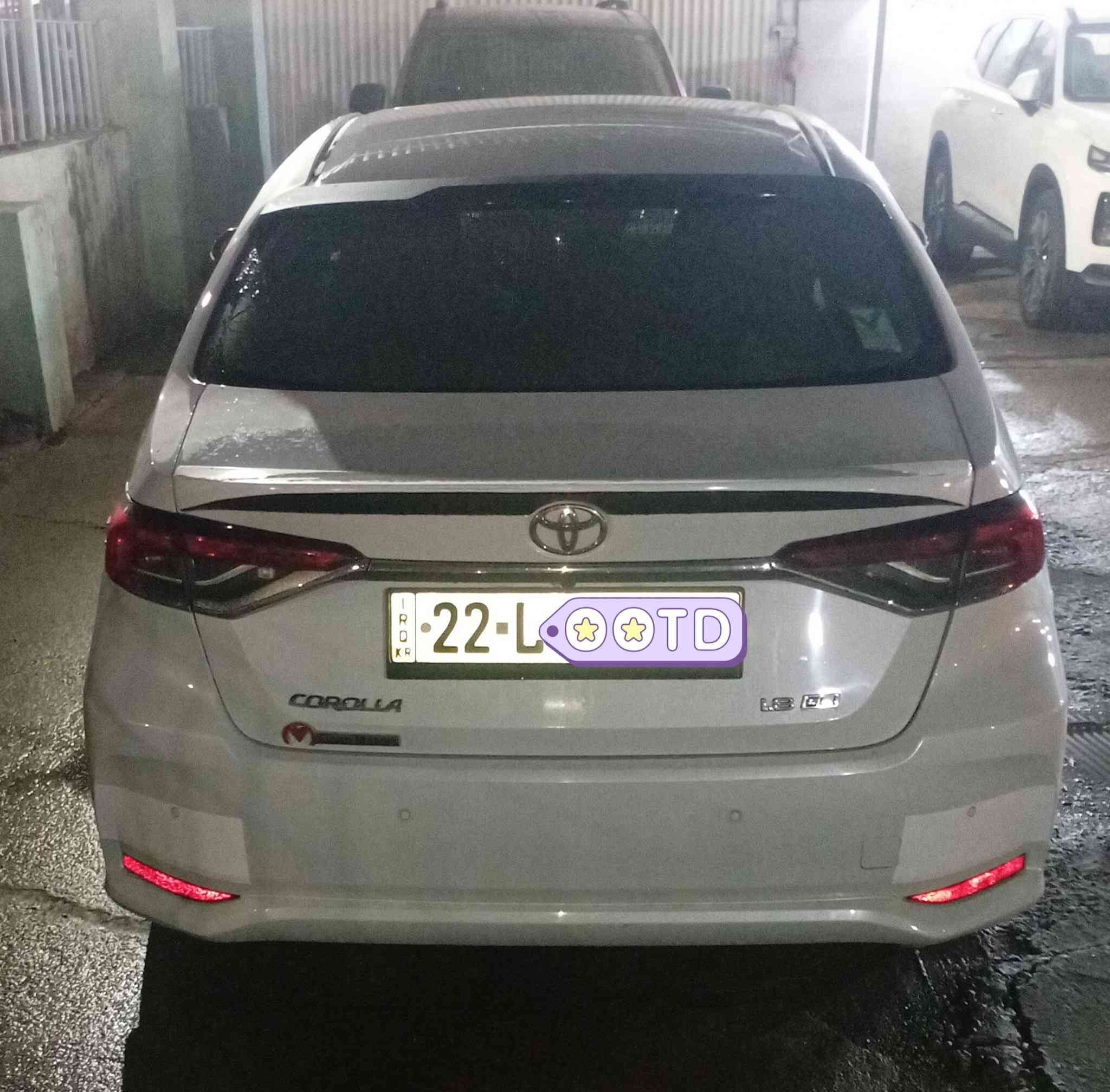 تويوتا ..كورلا..  ٢٠٢١ 
*** السعر ١٧٧ *** 
رقم أربيل: 22 
محرك وكير بشرط ١٨ دوش 
السياره: مجهزه رقم هزه سنويه جديد 
السياره: لايوجد لاضربه لاصبغ لا تبديل 
المواصفات: 1/1 شركه جيهان 
بصمه 
سلايت 
تبريد قطعتين 
داخل لونين 
شاشه وكامير 
حساسات امامي و خلفي 
ليد اتو 
ليد زينول 
اشاره فى مراه 
ويل كب 
#العداد: ٨٣ kmالف 
#العنوان: الموصل _ الحمدانية 
#الاتصال: *********** _ ***********
