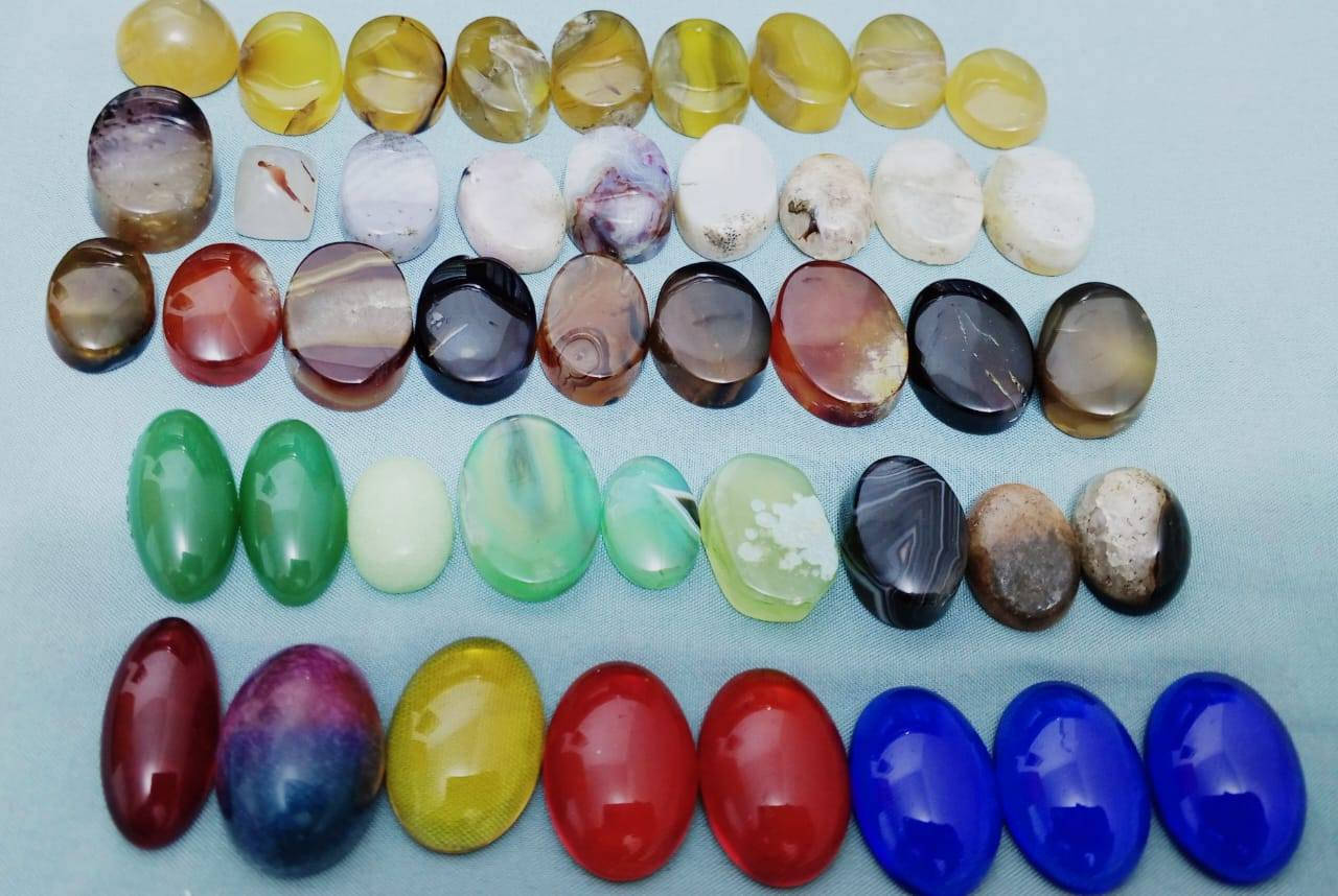 احجار العقيق الكريمة
توجد لدينا آخر وجبة من اشكال حجر العقيق 

عدا السطر الاخير هو حجر الجمشج

🔴  8 احجار ب30 الف دينار مع التوصيل لكل المحافظات

الكمية محدودة  🔰
للمراسلة على هذه الصفحة  او على رقم واتساب ***********
