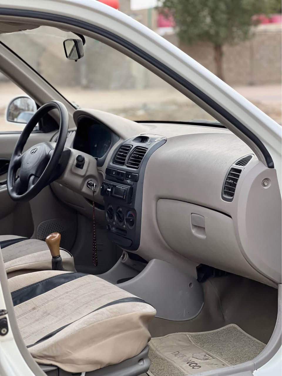 سلام وعليكم هونداي فيرنه مديل 12 سياره جاهزه من كلشي مكينه وكير وتبريد تخم تاير ابو خاط رقم بصره سياره جاهزه من كلشي بيه رشات خفيفه سياره جديده سعر 65 وبيه مجال للشراي بكاني بصره  *********** البصرة, العراق
