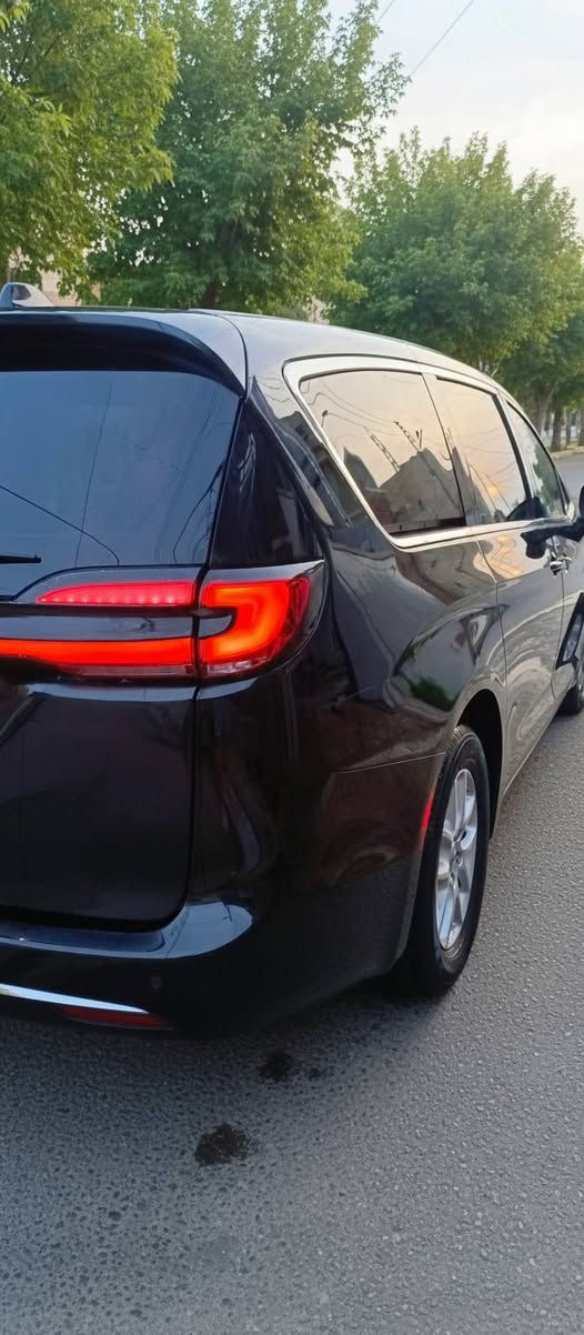 (L )كرايسلر باسفيكا تورنك
موديل 2023 
حادث: بنيد + صندوق /تبديل بنيد فقط 
بدون دواخل 
ايرباك : راجع وكاله تفصيخ والقطع المبدله موجوده
الممشا : 31،000 ميل قابل للزياده
رقم السياره : فحص مؤقت (تترقم جميع المحافظات+ شمالي )
  محرك 6 سلندر 3600

رادار امامي 
حساسات خلفية  
 نقطه عمياء   
 بصمة باب وبصمة تشغيل وتشغيل عن بعد 
كشن ذاكرة (خزن ميموري) لكرسي السائق
 ويل حجم 17  
 كاميرا خلفية دوارة مع الستيرن 
 باب جنطة كهربائي شفط 
 ابواب جانبية كهربائية مع بردات اصلية 
 غرفة السيارة جلد اسود    
شاشة دشبول كبيرة لمجموعة من الايعازات 
3 قطع تبريد 

 اتصال + واتس اب : *********** 

العنوان: تكريت
السعر :215 وبيه مجال
