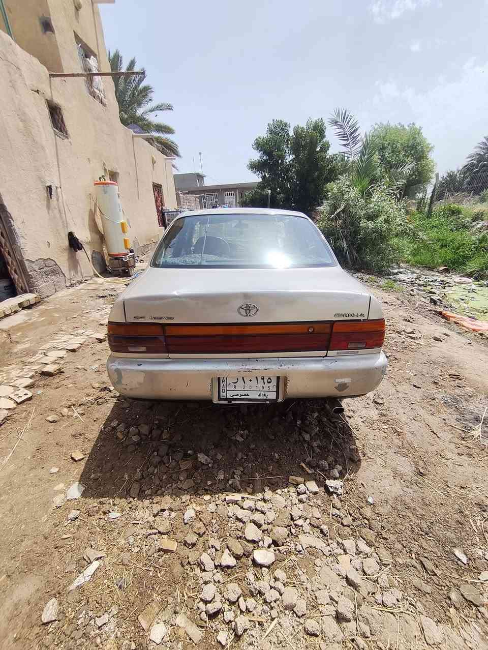السلام عليكم للبيع  كورلا 91 محور  مكفوله من ضربه ومن إصوليات ومن صبغ  فقط شبر بالباب مال السائق محرك 1800  گير دنفش 5 نمر  سيارة  متعوب عليها   نقصها  تبريد فقط بأسمي  مداور بنفس اليوم  سنويه 2028 رقم بغداد  السعر 55 وبيها مجال العنوان  واسط / النعمانية الأستفسار اكثر ***********
