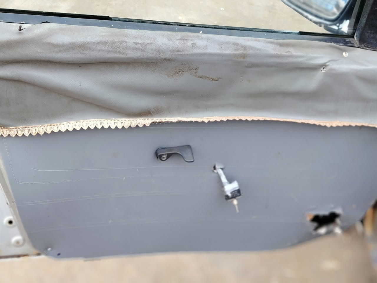 السلام عليكم
# بيع_او_مراوس
دايو اسبرو موديل 95 مكينه ١٦٠٠ مسكر كير عادي رقم ديالى الإنكليزي بأسمي تحويل مباشر سنوية لسنه ٢٠٣٠ سيارة خير من الله ترايك وين ما يعجبك تخم تاير جديد قبل شهر شادة السيارة بيها نضيح بمشط الاستيرن والجامات الورة ما ينزلن والكشر شوف العين السعر ١٨ وبيها مجال عنواني بغداد النهروان
***********
