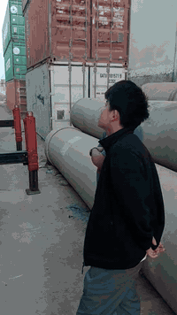 توجد حاويات لبيع البصره  لون خظراء طول 12متر التصال ***********
