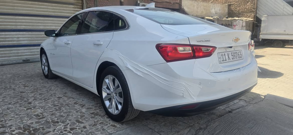 تقرير غرق ماليبو موديل 2025 معوقين   Year :  2025
Make : CHEVROLET
Model : MALIBU LT
اللون : ابيض 
سعه المحرك :  1.5 TURBO توربو
المسافه المقطوعه :  17525 mi
----------------------------------
🚘 المواصفات 🚘
وارد امريكي  🇺🇸
بصمه
شاشه 
كاميرا
كراسي كهرباء
تدفئة مقاعد اماميه 
فرش مخمل
تحكم سرعه
تحكم مسجل
حساس خلفي
ويل 18
هاندبريك كهرباء
تشغيل عن بعد
بروجكتر
تحديد مسرب
حساس تجاوز
----------------------------------
⭕️ حادث السياره غرق 🔓 ناريه في امريكا الحادث مرفق مع الصور ⭕️
الايرباكات: جميع الايرباكات سليمه

----------------------------------
💲 السعر 155💲
----------------------------------
☎️ للاستفسار  يرجى الاتصال على الرقم التالي☎️
⬇️                            ⬇️                                ***********
📍 العراق - بغداد - مدينه الصدر الكيارة قطاع 69📍
