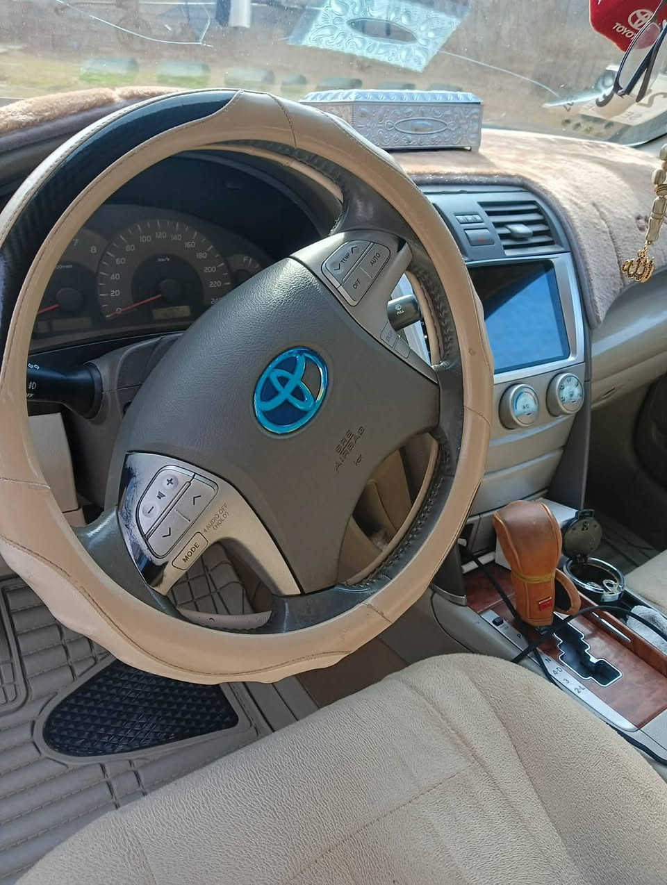 مكلف بالنشر
سياره كامري موديل2009
محرك2400
جاهزه تبريد تدفئه بدون ضرر 
بدون صبغ
رقم صلاح الدين
السعر130وبيه مجال
بقيه التفاصيل الاتصال بالرقم
‏‪0781 651 8509‬‏
