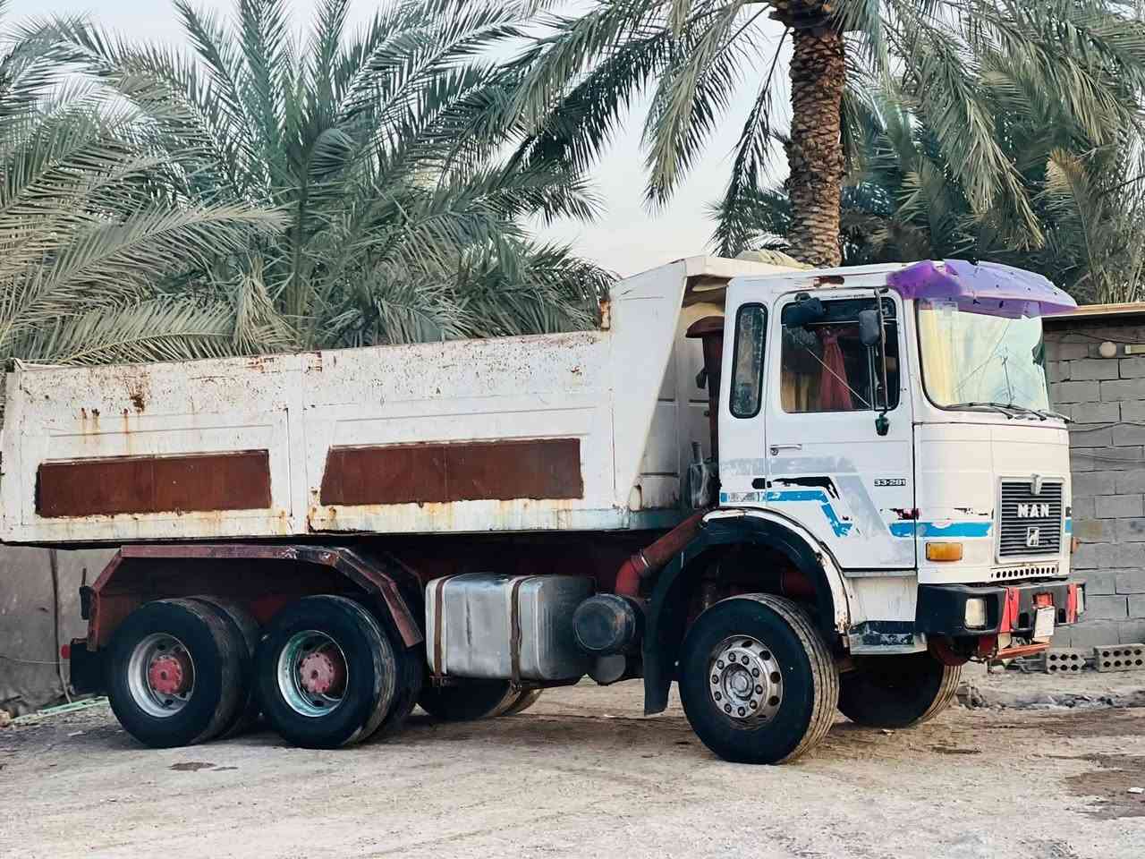مان مديل ٨٦ رقم ديالى سنويه ٢٨ قلاب بلادي تخم تاير تبريد ثلج  محرك البي٨ محسن كير برميل كير ومحرك البي مجموعة جي اف  وربع شاصي مكفول من صبغ وفطر *********** مكان في كربلاء
