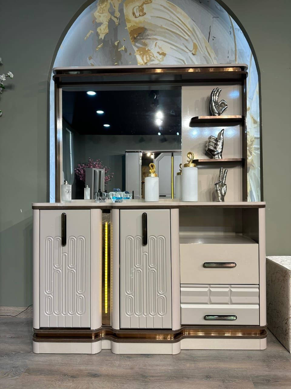 *موديل         أليسا           الجديد*

*11  قطعه          كنتور ملحق  🎁  380*      

✅ السرير مخزن 
✅ الميز تواليت الضخم
🥇  
✅ شغل ممتاز 
✅ المصنع الأصلي   *DAFNES* 🇹🇷🇹🇷
✅ قياسات ضخمه 
⭕️ ضهر الغرفه بلوك بالكامل
⭕️ برغي وچوي حديد
⭕️ إناره بالكنتور
⭕️ إناره بالميز تواليت
🎁 شازلون بشكل جميل وجديد
🎁 مرايا القيافه     *باب ورفوف*   🥇🥇

🥇🥇 *أطراف الغرفه كلها بروفيل*

السعر ثلاث ملاين د.ع 
السعر 3,000 ملاين د.ع

توصيل بغداد مجانا 
اطراف 20 الف 
محافظات 100 الفط


**إذا كنت صاحب هذا الإعلان وتريد حذفه لأي سبب، رجاءا أرسل رسالة إلى الدعم الفني**