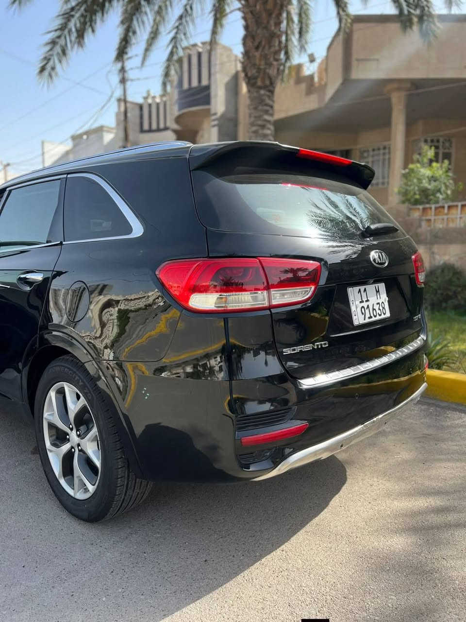 سلام عليكم.....كيا سورنتوا وارد امريكا حادثة بنيد فقط....مكينه 2400. GDI رقم بغداد سعر 152,000$ الاتصال على ***********
