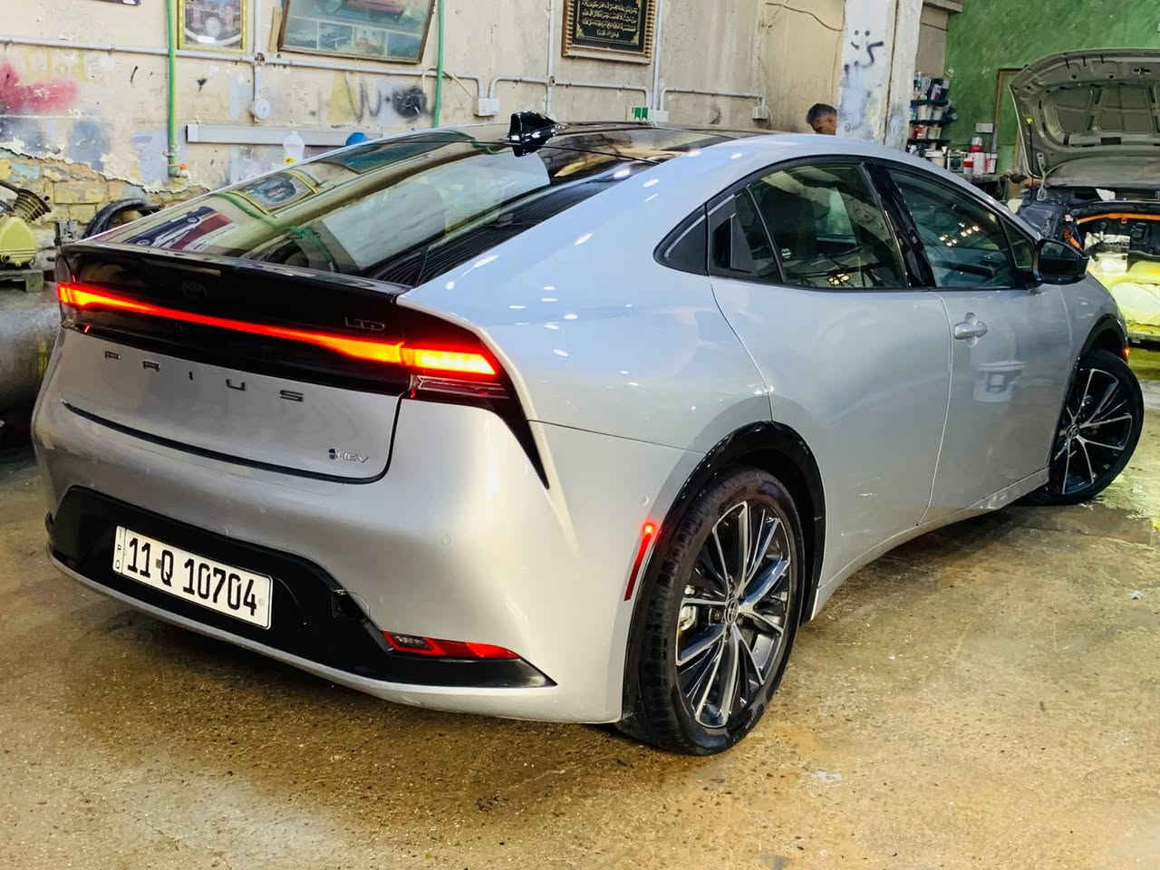 تويوتا.  بريوس ((2024))
هايبرد.   بانزين. كهرباء 
مواصفات.  ليمتد 
حادثه جانبي 
عداده 12 الف mi 
تبديل بابتين فقط 
بجمه كبس
السعر 18700$
*********** واتساب
