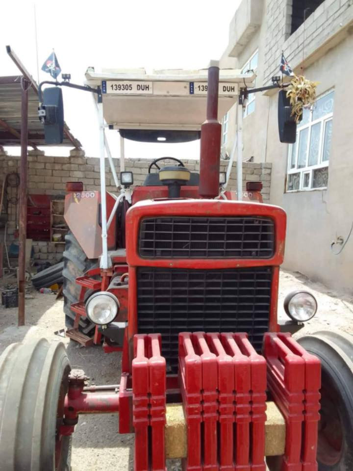 سلام وعليكم فالفو 82 جاهز عشغل رقم انكليزي سعر 45لل استفسار ‭٠٧٥١ ٩٦٥ ٠٧٧٦‬
