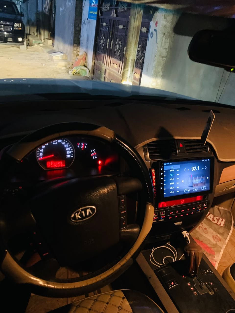 كيا مهافي ٢٠١١ خليجي
٧راكب ٣ قطع تبريد 

٦ ستندر

بصمه جنطه شفط 

مري قلاب 

استيرن كهرباء 

كراسي كهرباء

وبيهه ظربه جاملغ ايمن بصيط وجملغ خلفي يم بانزين هم طخه خفيف وسونار يحكم 

رقم بغداد 

رقم هاتف *********** 

سعر ١٣٥ 

@@@@
