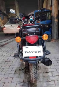 دراجة دايوان نفخ محرك 200 ماشيه ٣ الاف حقيقه دراجه كلش حلوه ١٤٠٠ وبيها...