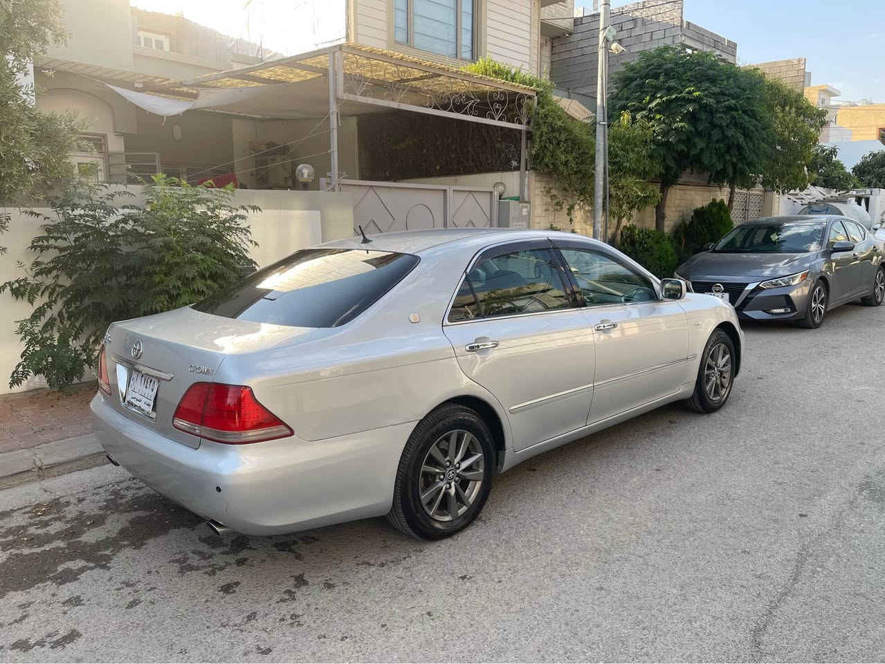 toyota crawn 2005
شاهينه براوه يه  ٤٥$
كاميره و شاشه و به سمه
دوو دوكمه يه 
كيرومه كينه بجوك 180
ده عمو ليدراو بوياخ به شه رته
ته بريدو كه رمى به شه رته بريكى به سراوه
كيرو مه كينه ى به شه رته *********** السليمانية, العراق
