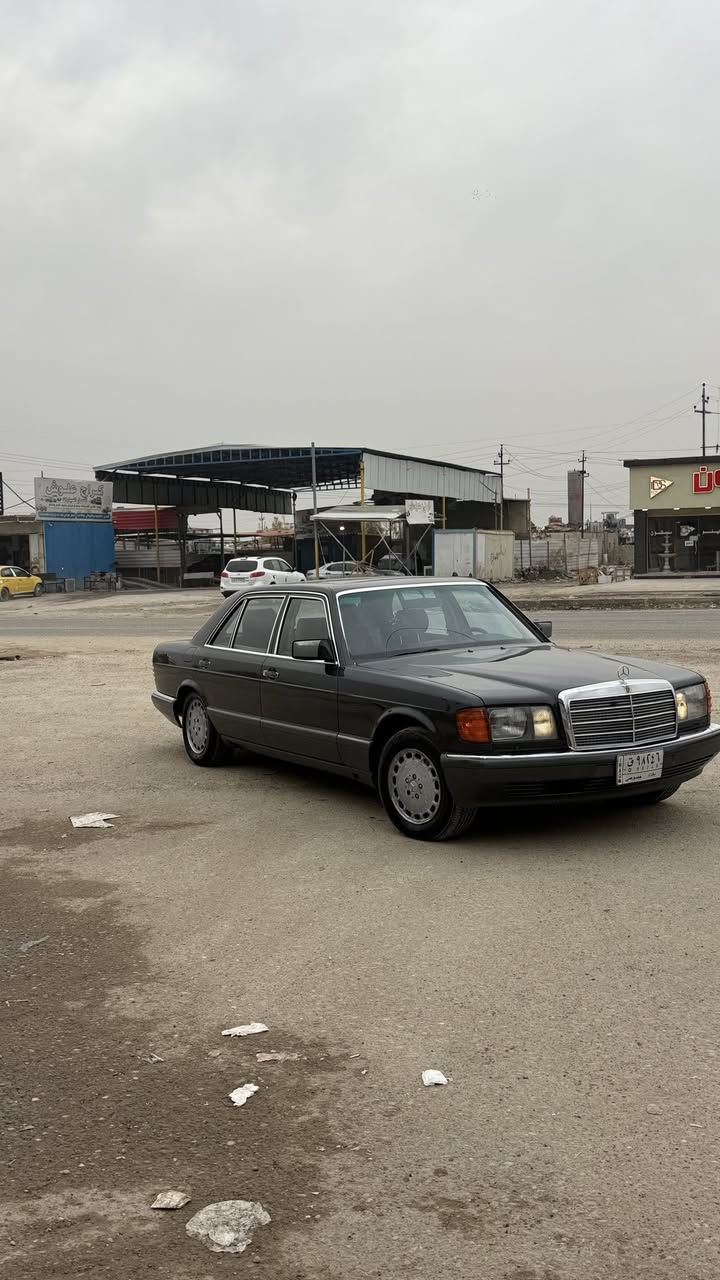 جامبو 560 sel
موديل ١٩٩١
صبغ عام للجماليه بدون حادث السياره 
محرك ٨ سلندر بلادي سنويه بأسمي تحويل مباشر 
السنويه تاريخ نفاذها سنه ٢٠٢٧ مكان السياره تكريت 
للمراوس ***********
