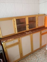كاونتر المنيوم للبيع نظافته 85% سعره 100 ألف وبي مجال للشراي
