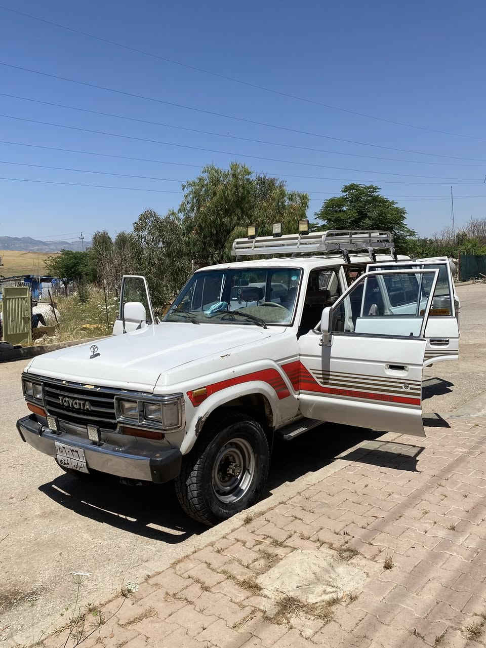 🚗💎لاندکرۆزەر مۆدێل١٩٨٩ بۆ فرۆشتن مەکینە 3f چوار گێڕ  ئاڕمی پلاستیکی هەولێر ماشااللە سەیارەکە ناو دەری یەک لەیەک جوانترە داژبوڵ ماسیە چوار تایەی نیوجەبەلی تازەی لەژێرایە 
بۆ زانیاری زیاتر پەیوەندی بکە بەم ڕەقەمانەوە
***********
***********
