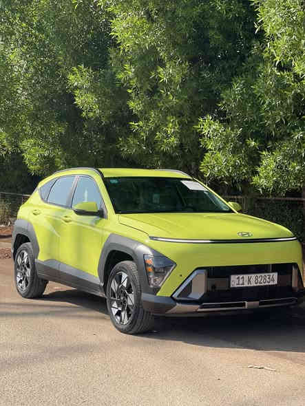 سلام عليكم 
هونداي كونا 2024 
ماشيه 8 الاف ميل 

موصفات sel 
تجي فول بدون بنوراما 
شفتات ستين 
كامره 
شاشه متصله ديجتال 
كشن كهرباء 
قطعتين تبريد 
امامي خلفي 
 رقم وهزه جديده باسمي 

 الحادث موضع بلصور بدون ايرباك بدون دواخل 
راديترات بدنه شاصي لغد كله مكفول 
بنيد نفسه مصلح ومصبوغ 

وبلعراق بيه طخه بين البابتين صبغ بدون تبديل وفتح 

مكاني بغداد الغزاليه 
***********
السعر 185 وبيها مجال
